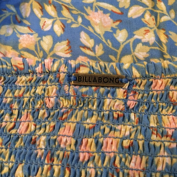 NWT Billbong Top - Picture 3 of 3